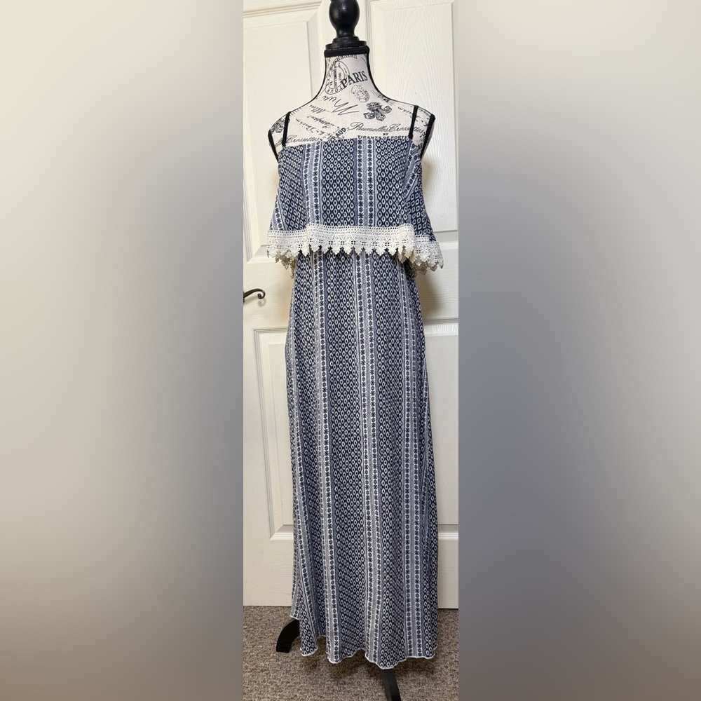 R2 Navy and Cream Western/Aztec/ Tribal Maxi Dress 👗